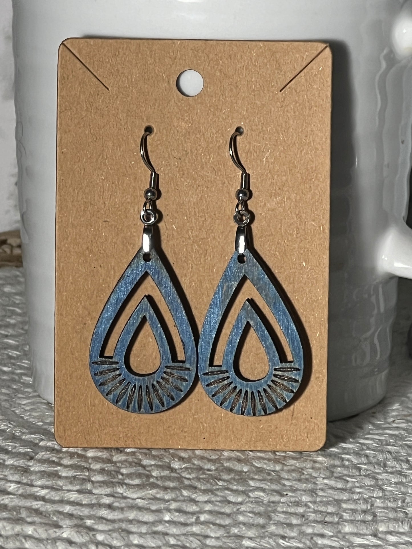 Elongated Cut-0ut Teardrop Dangle Earrings